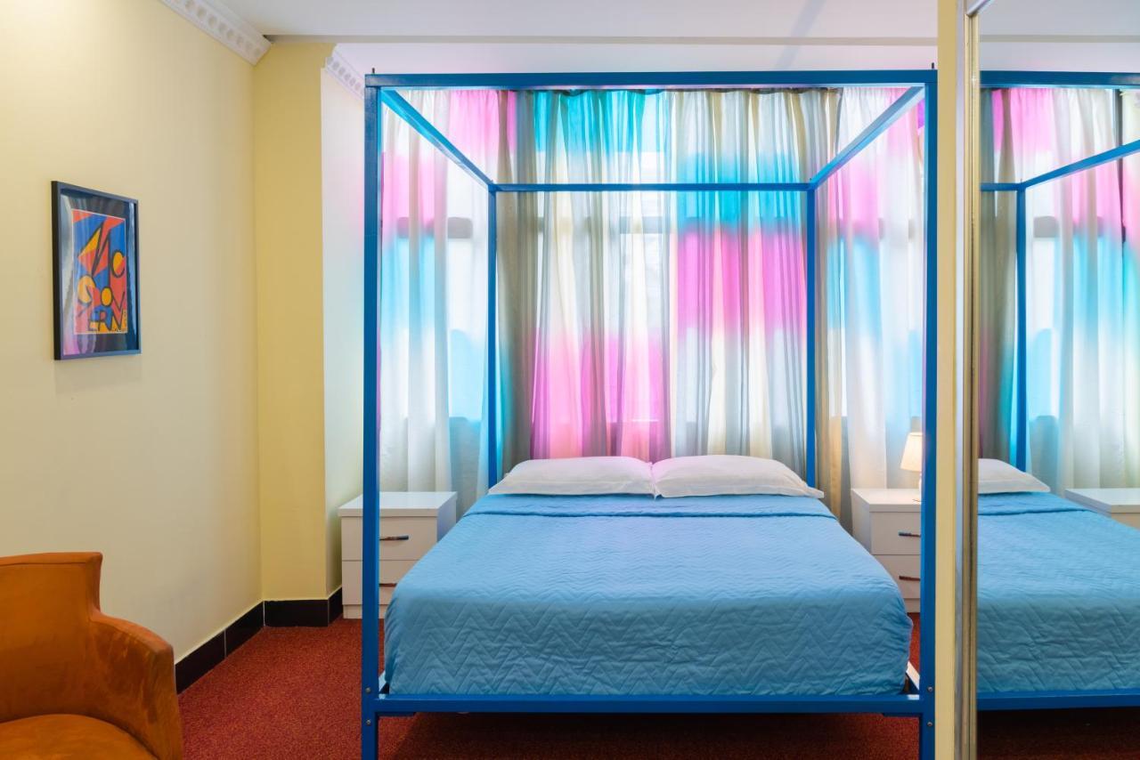 Hotel Artistic Tirana Blloku Exteriér fotografie