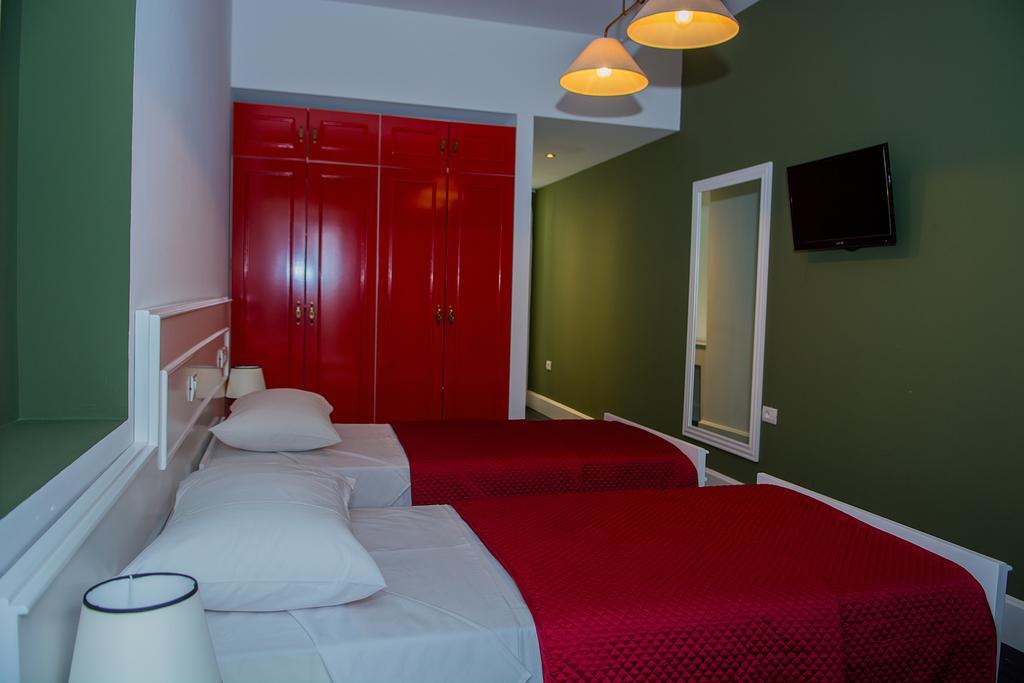 Hotel Artistic Tirana Blloku Pokoj fotografie